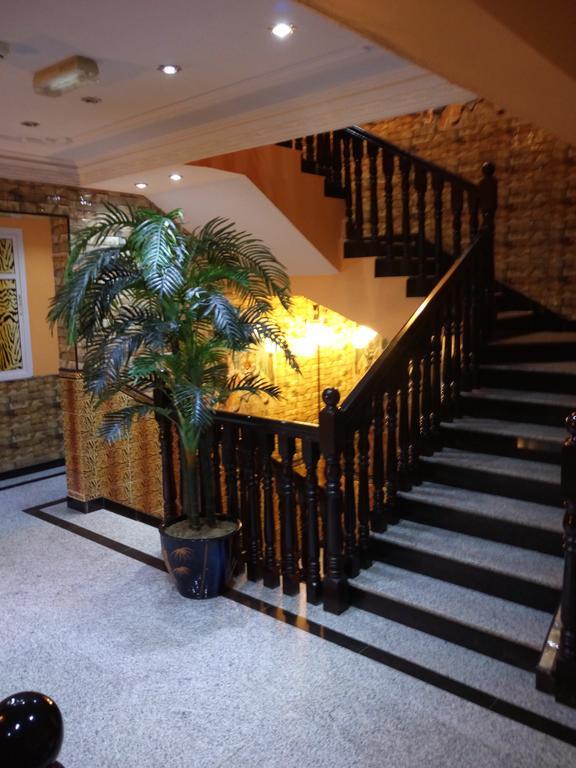 Tiger Home Hotel Apartments Маскат Екстериор снимка