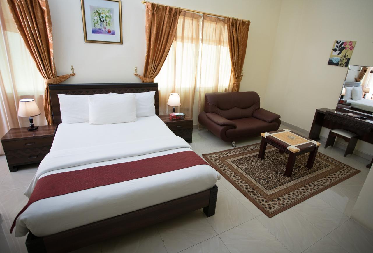 Tiger Home Hotel Apartments Маскат Екстериор снимка