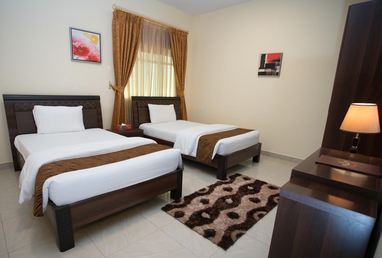 Tiger Home Hotel Apartments Маскат Екстериор снимка