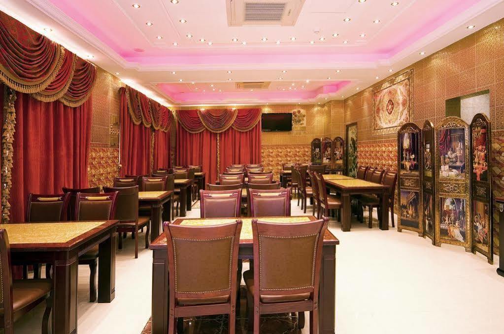 Tiger Home Hotel Apartments Маскат Екстериор снимка